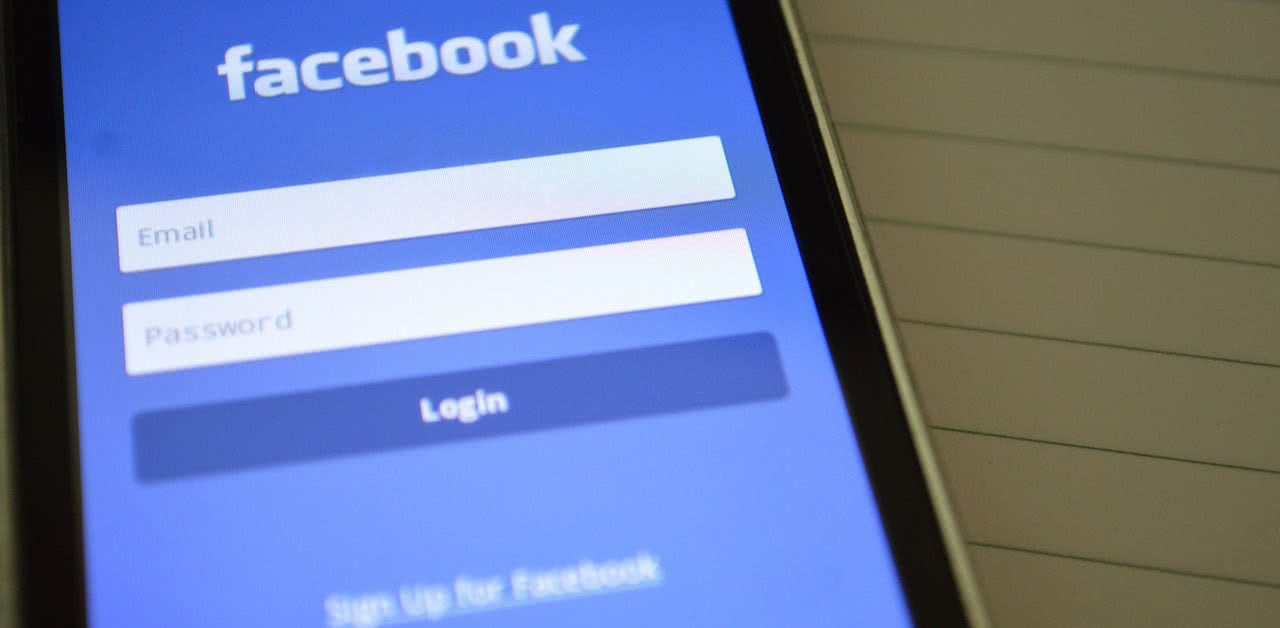 How to Manage Multiple Facebook Accounts on Your iPhone